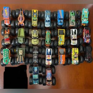Hot Wheels Monster Truck Lot of 23